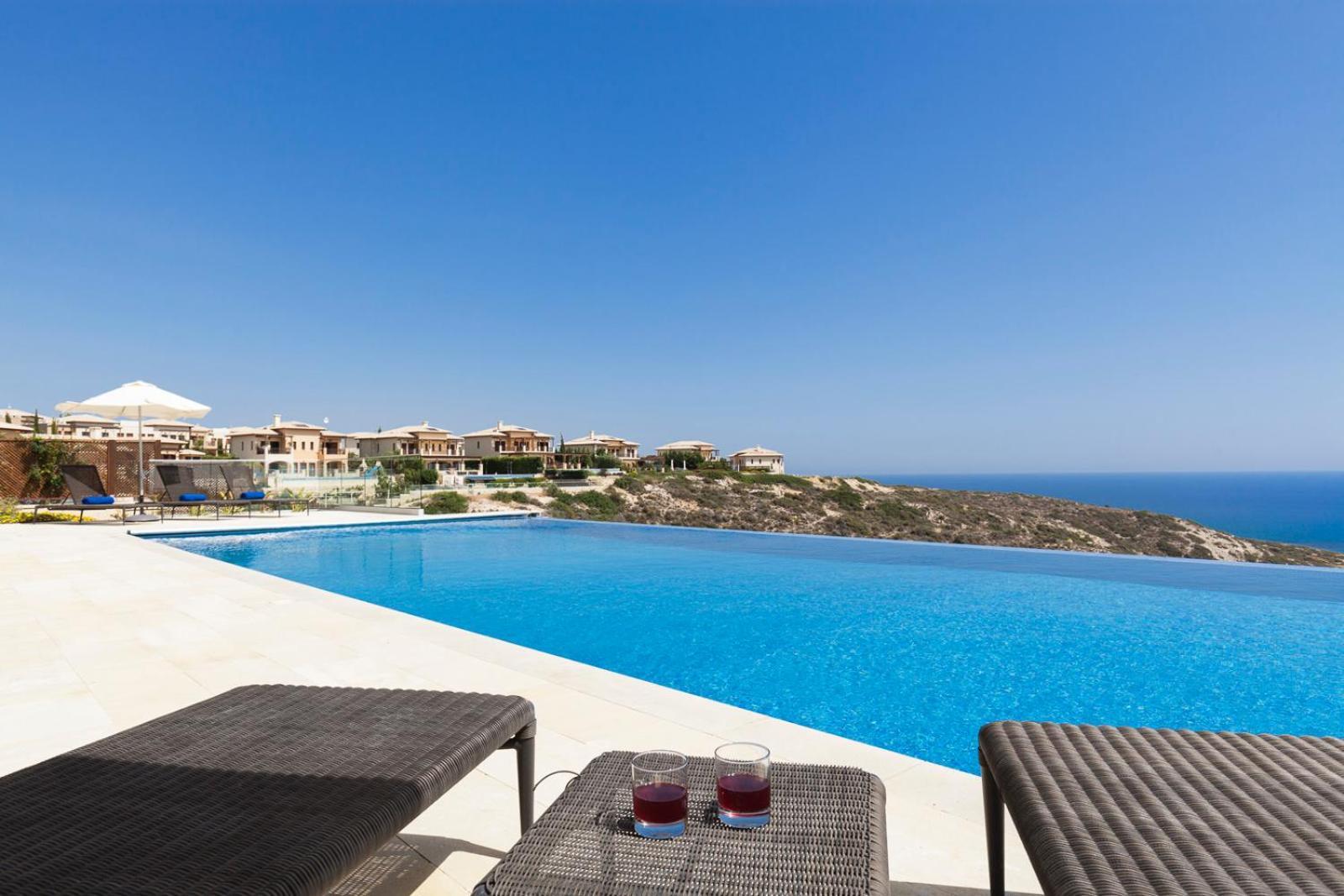 Aphrodite Hills Rentals - Junior Villas Куклия Экстерьер фото
